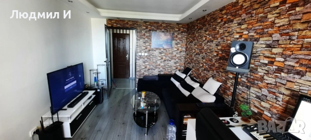 Продавам обзаведен, двустаен апартамент в Люлин 1 с гледка към Стара Планина, снимка 1