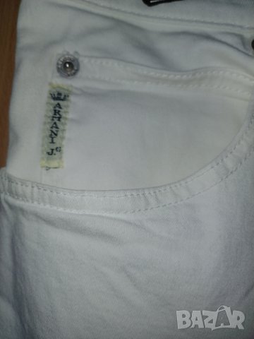 ,бял панталон Armani Jean's 31, снимка 7 - Панталони - 41082275