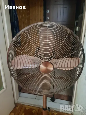 Продавам вентилатор с метална перка, снимка 1
