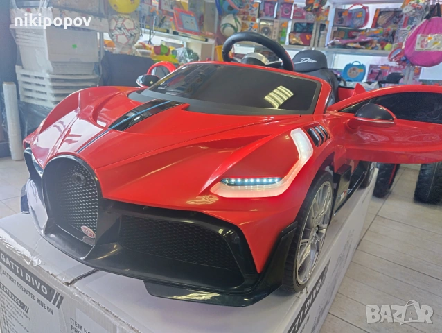 BUGATTI Акумулаторна кола Bugatti Divo, снимка 8 - Коли, камиони, мотори, писти - 53849097