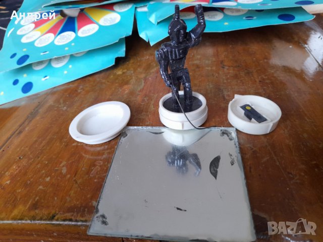 Стара детска игра Робот Всезнайко, снимка 3 - Други ценни предмети - 39270523