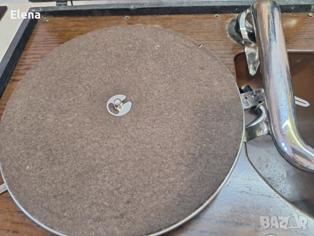 Ретро преносим грамофон с куфарче , снимка 10 - Грамофони - 53709624