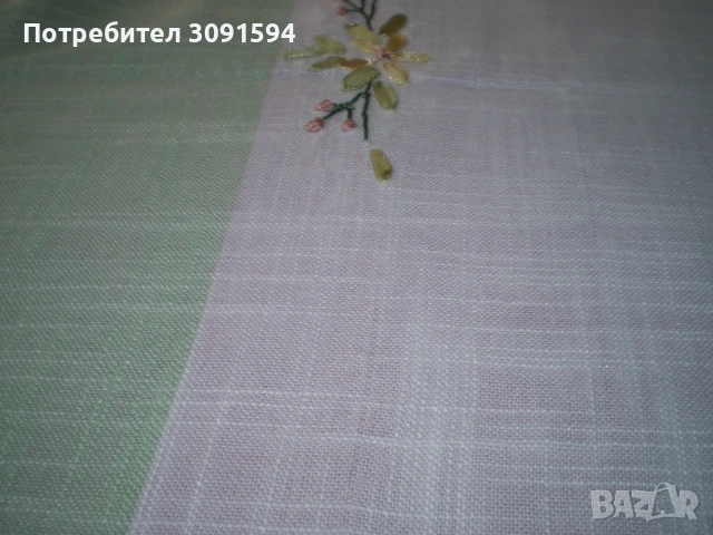 Бродирана голяма покривка за маса многоцветна бродерия, снимка 9 - Покривки за маси - 51042297