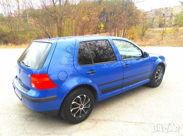 Продавам Фолксваген Голф 4 1,6 ГАЗ, снимка 2 - Автомобили и джипове - 49448374