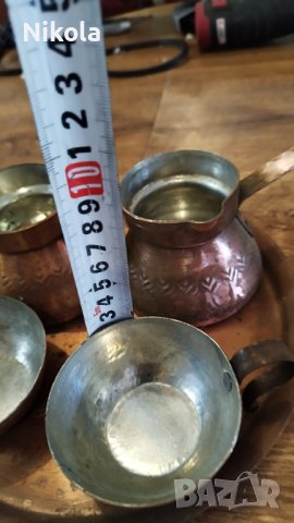 Меден сервиз за турско кафе 2 джезвета и 2 чаши с поднос, снимка 5 - Антикварни и старинни предмети - 42158913
