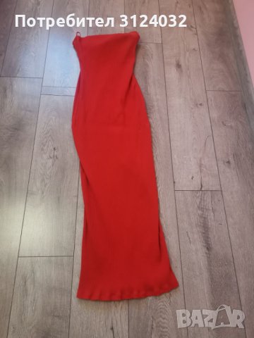 Продавам дълга рокля с цепка, снимка 1