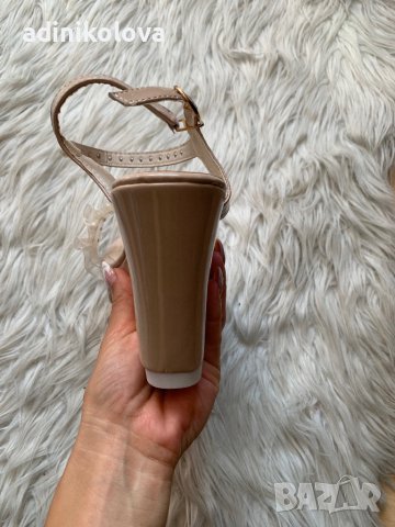 Нови лачени бежови сандали с перли, снимка 5 - Сандали - 42233239