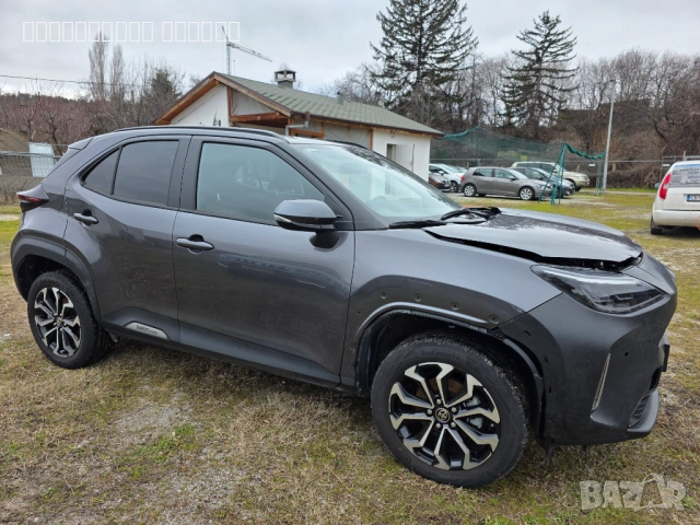 Toyota yaris cross 1.5 Hybrid 4x4 2024, снимка 7 - Автомобили и джипове - 53489693