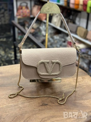 чанти valentino garavani 