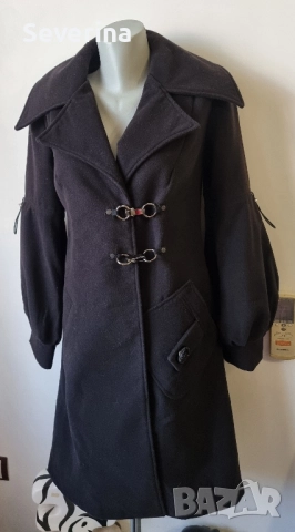 Уникален дизайн, ново наситено черно палто , снимка 3 - Палта, манта - 52430863