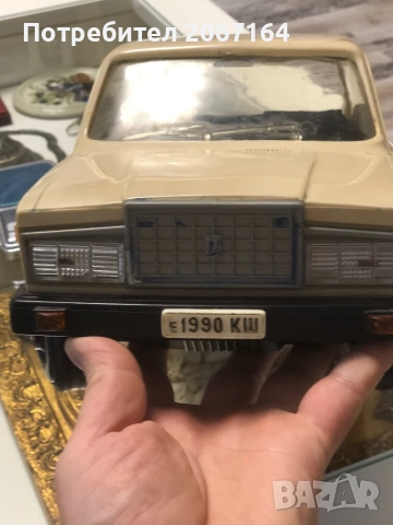 Голям модел на Лада  в мащаб 1:8, снимка 14 - Колекции - 51725257