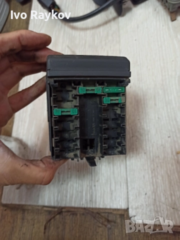Бушониера Renault , Citroen Saxo,  Fuse box PA66B2013, снимка 1 - Части - 52029100