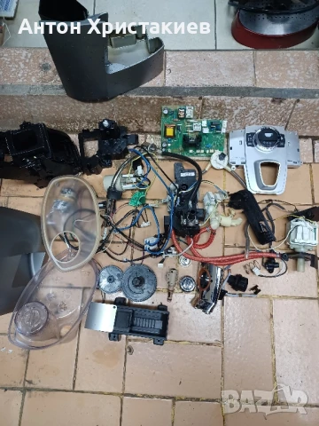 Продавам части за Saeco Talea 