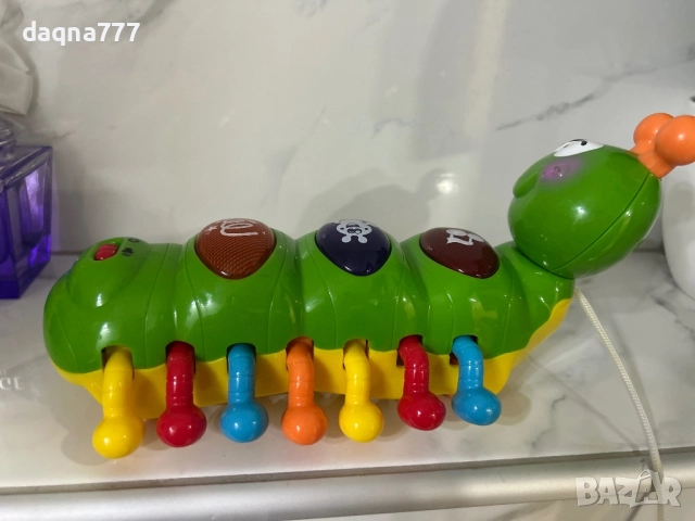 Бебешка играчка музикална гъсеница Playgo Giggling Германия, снимка 3 - Други - 52255297