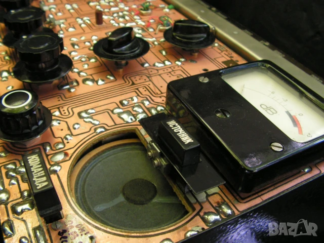 Винтидж, колекционерски аудио миксер Tesla ART-420 1+1 бр., снимка 16 - Ресийвъри, усилватели, смесителни пултове - 51119671