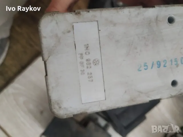 Вакуум помпа централно заключване за VW, 1H0962257, 1H0 962 257, снимка 2 - Части - 50182145