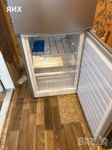 Хладилник Whirlpool, снимка 2 - Хладилници - 53682748