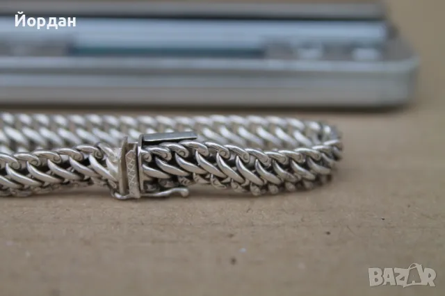 Дамска сребърна гривна, снимка 3 - Гривни - 47990359