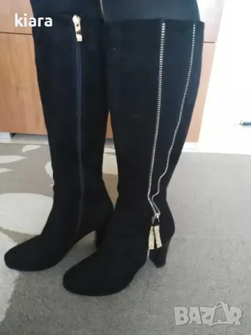 Дамски велурени ботуши 37