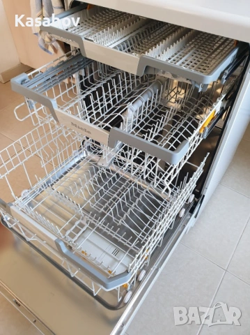 Съдомиялна Miele - Auto Open - 14 Комплекта - Свободностояща, снимка 4 - Съдомиялни - 53082292