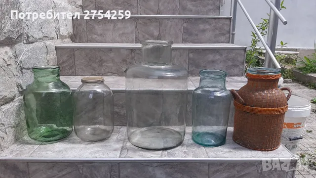 Стъклени дамаджани и буркани, снимка 4 - Буркани, бутилки и капачки - 54315077
