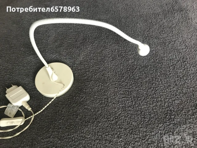 Гъвкава настолна  лампа , снимка 2 - Настолни лампи - 49791770