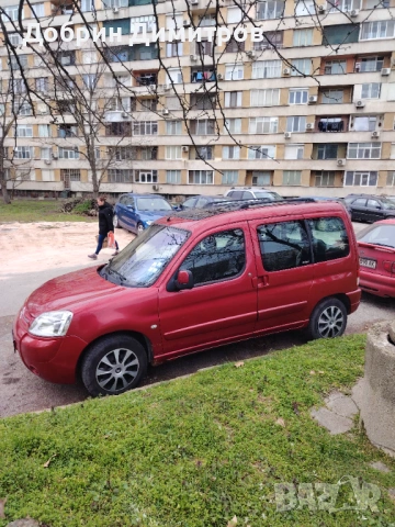 Строен берлинго, снимка 4 - Автомобили и джипове - 53822061