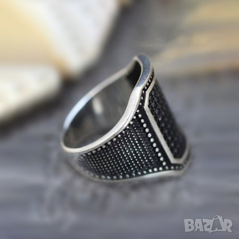 Мъжки пръстен с черни циркони, посребрен, снимка 2 - Пръстени - 38794261