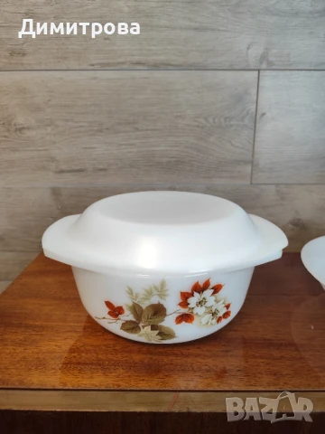 COCOTTE ARCOPAL AVILA модел винтидж Френски аркопал "Коледни рози"