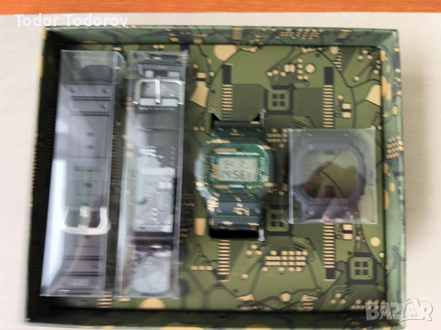 Продавам Casio G-Shock DWE-5600CC-3ER, снимка 7 - Мъжки - 53643210