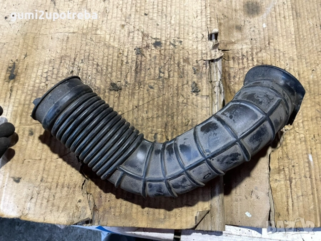 Маркуч Въздуховод 13766-57T00 SUZUKI SX4 S-Cross 1.4 DITC HYBRID ALLGRIP 6AT, снимка 2 - Части - 52516066