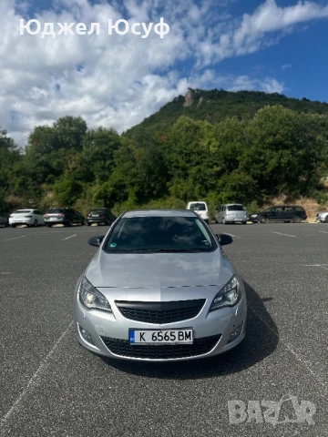 Opel Astra J, снимка 2 - Автомобили и джипове - 47540012