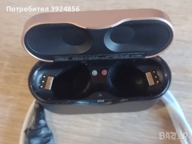 Sony BC-WF1000XM3 зарядна кутия, снимка 5 - Bluetooth слушалки - 47829757