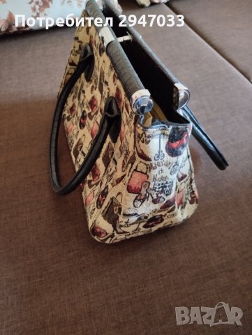Дамска чанта, снимка 1 - Чанти - 40135503