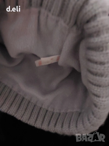 Зимни шапки. Бял, Бежов, Светлосин, снимка 6 - Шапки - 52011734