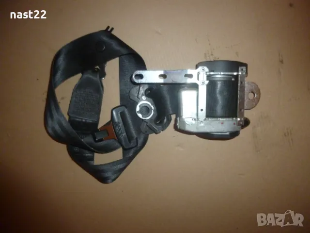 Предпазен преден ляв колан Фолскваген Поло-(2004-2009), снимка 2 - Части - 50059231