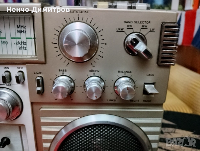 Радио касетофон VINIX JAPAN , снимка 3 - Радиокасетофони, транзистори - 53689170