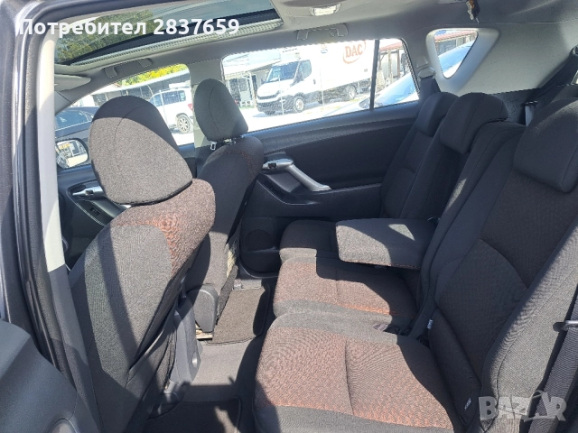 Тойота Версо 1.8 бензин-7 места-Панорама, снимка 13 - Автомобили и джипове - 52046538