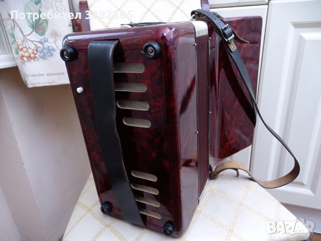 Акордеон Велтмайстер 40 баса , снимка 13 - Акордеони - 53771723