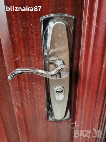 Входна врата с прагове и ключове за апартамент , снимка 3 - Входни врати - 53574916