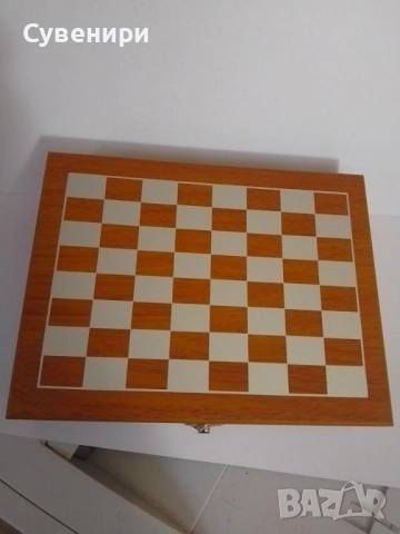 подаръчен комплект шах с карти-кафяв, снимка 2 - Декорация за дома - 51774729
