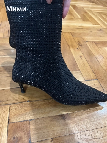 Уникални боти ZARA, снимка 5 - Дамски боти - 52854617