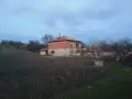 Къща с голям двор, снимка 2
