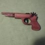 Дървена играчка - Пистолет  за стрелба с ластици, снимка 4