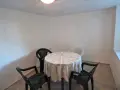 Къща със самостоятелен парцел кв. Виница, снимка 11