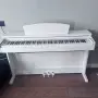 Продавам електронно пияно, снимка 1