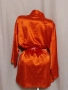 М/L Червен, сатенен ,къс халат , снимка 3
