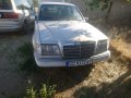 Е300 Д (w124 )На части, снимка 1