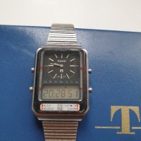 Цифров и аналогов часовник TISSOT TS-X2 (F-1) 1980 година, снимка 3 - Антикварни и старинни предмети - 40718525