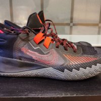 Кецове Nike Kyrie Flitrap trap V 41 номер , снимка 1 - Кецове - 41730424